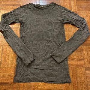 Lululemon swiftly tech long sleeve top dark grey (size 4)